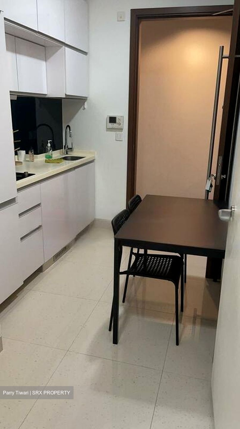 Centra Suites (D14), Apartment #477538211